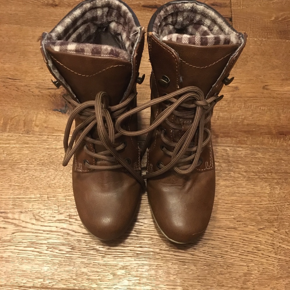K Studio, Ankle boots, brown with checkered pattern inside, size 6